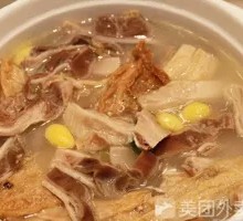 Pork Tripe and Tofu Skin Soup