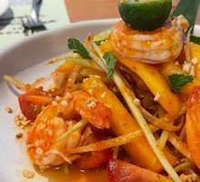 Thai Fresh Shrimp Mango Salad
