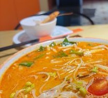 Tom Yum Goong Noodle Soup