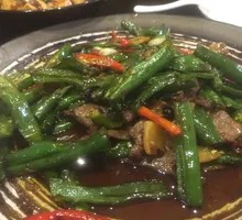 Iron Plate Stir-Fried Beef