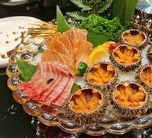 Fresh-Opened Live Sea Urchin