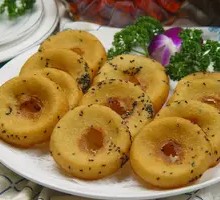 Fried dough snack
