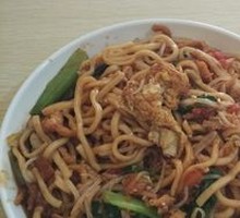 Egg and Pork Noodles Stir-Fry
