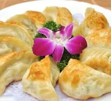 Three-Flavor Dumplings (Pan-Fried)