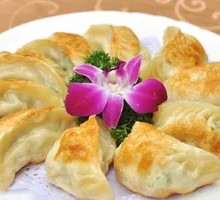 Pan-fried Dumplings with Corn and Pork Filling