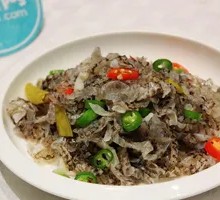 Sichuan-style Pickled Pepper Fish Skin