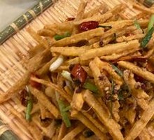 Dry-Fried Lotus Root Strips
