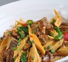 Fried Tofu Skin with Pork Ribs