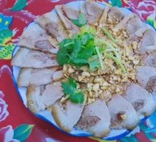 Garlic Pork Knuckle