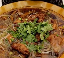 Chicken Stewed with Mushrooms