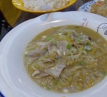 Sour Cabbage Pork Noodles