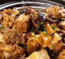Chicken Stewed with Mushrooms