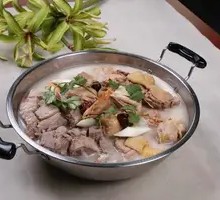 Chicken Stewed with Pork Ribs