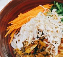 鸡肉米线
