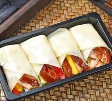 Beijing-style Roast Duck Roll
