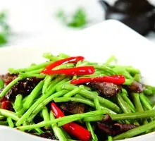 Stir-fried Water Bamboo with Preserved Pork