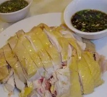 Garlic-Flavored Boiled Chicken