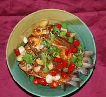 Hand-Torn Edge Fish