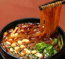 Da Bao's Secret Spicy Sour Noodles