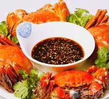 Steamed Whole Female Yangcheng Lake Crab