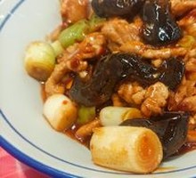 Fish-Flavored Shredded Pork