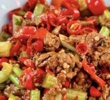 Stir-Fried Snowflake Sirloin Beef