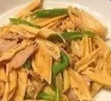 Fermented Bamboo Shoots with Braised Pork Rice
