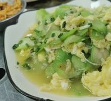 Loofah and Egg Stir-Fry