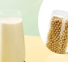 Freshly Ground Soy Milk