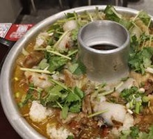 Sour Cabbage Fish Hot Pot Rice Noodles
