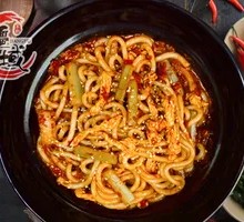 网红酱香鸡肉炒米粉