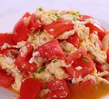Tomato and Egg Stir-Fry