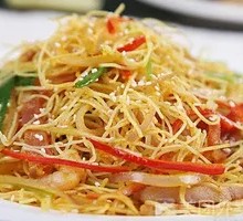 Chicken Leg Egg Fried Rice Noodles