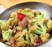 Spicy Stir-Fried Organic Cauliflower