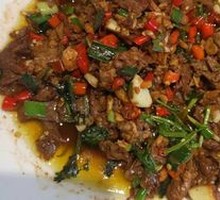 Stir-Fried Beef with Yellow Onion