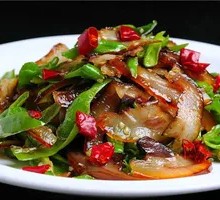 Stir-fried腊Pork Face