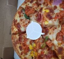 Orleans Grilled Chicken Pizza with Crust