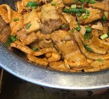 Spicy Pot-Braised Tofu with Leaves