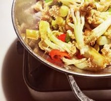 Spicy Stir-Fried Organic Cauliflower