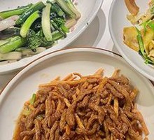 Sesame Noodles with Beef Strips