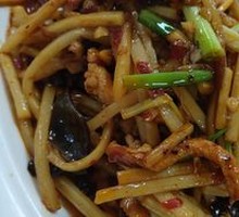 Fish-Flavored Shredded Pork