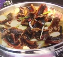 Eel Hot Pot