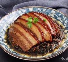Preserved Vegetable Braised Pork