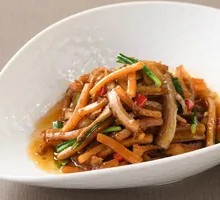 Sour Radish and Beef Tripe Strips