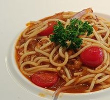 Classic Italian Meat Sauce Pasta