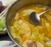 Chicken Wing Soup Basket