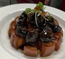 Black Garlic Braised Pork Belly
