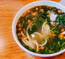 Sichuan Pepper Beef Bone Noodles