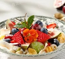 Fig Healthy Yogurt Bowl