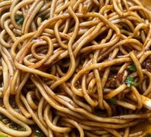 Secret-Recipe Hot Dry Noodles
